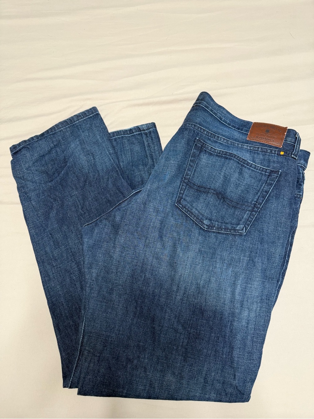 Lucky Brand Men’s Dark Blue Slim Straight Jeans
